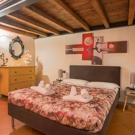 Oltrarno Loft-hosted By Sweetstay